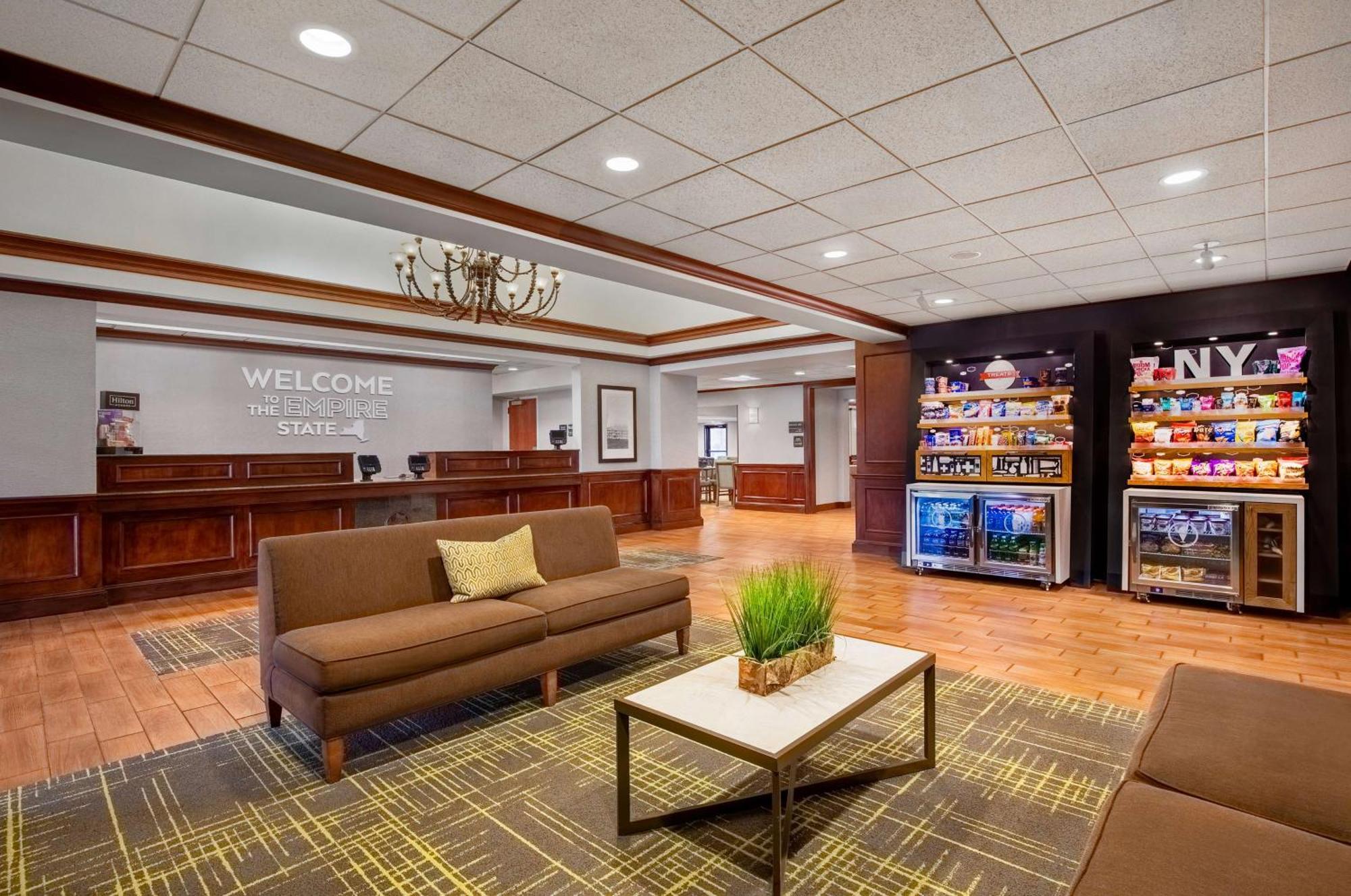 Hampton Inn Long Island-Brookhaven Farmingville Экстерьер фото